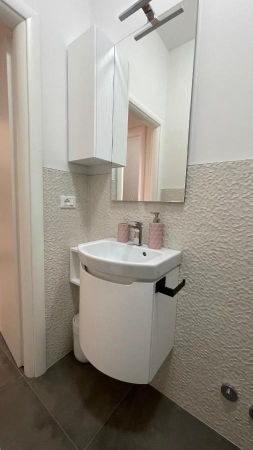 Kinga Cavour Apartment *