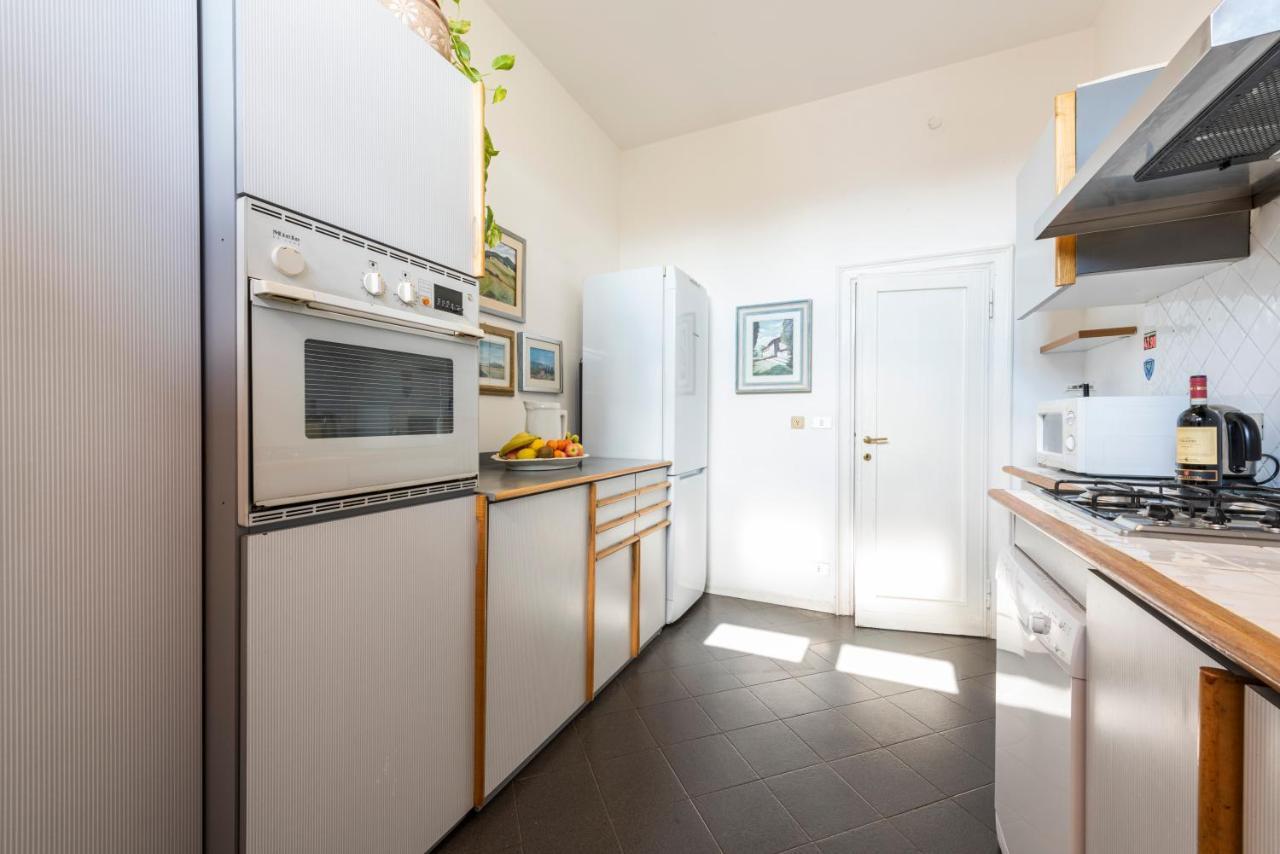 Apartment Exclusive Penthouse , Skyline View , With Parking *