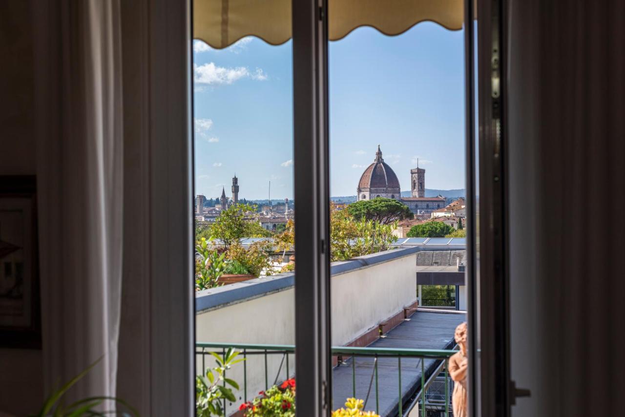 Exclusive Penthouse , Skyline View , With Parking Apartment *