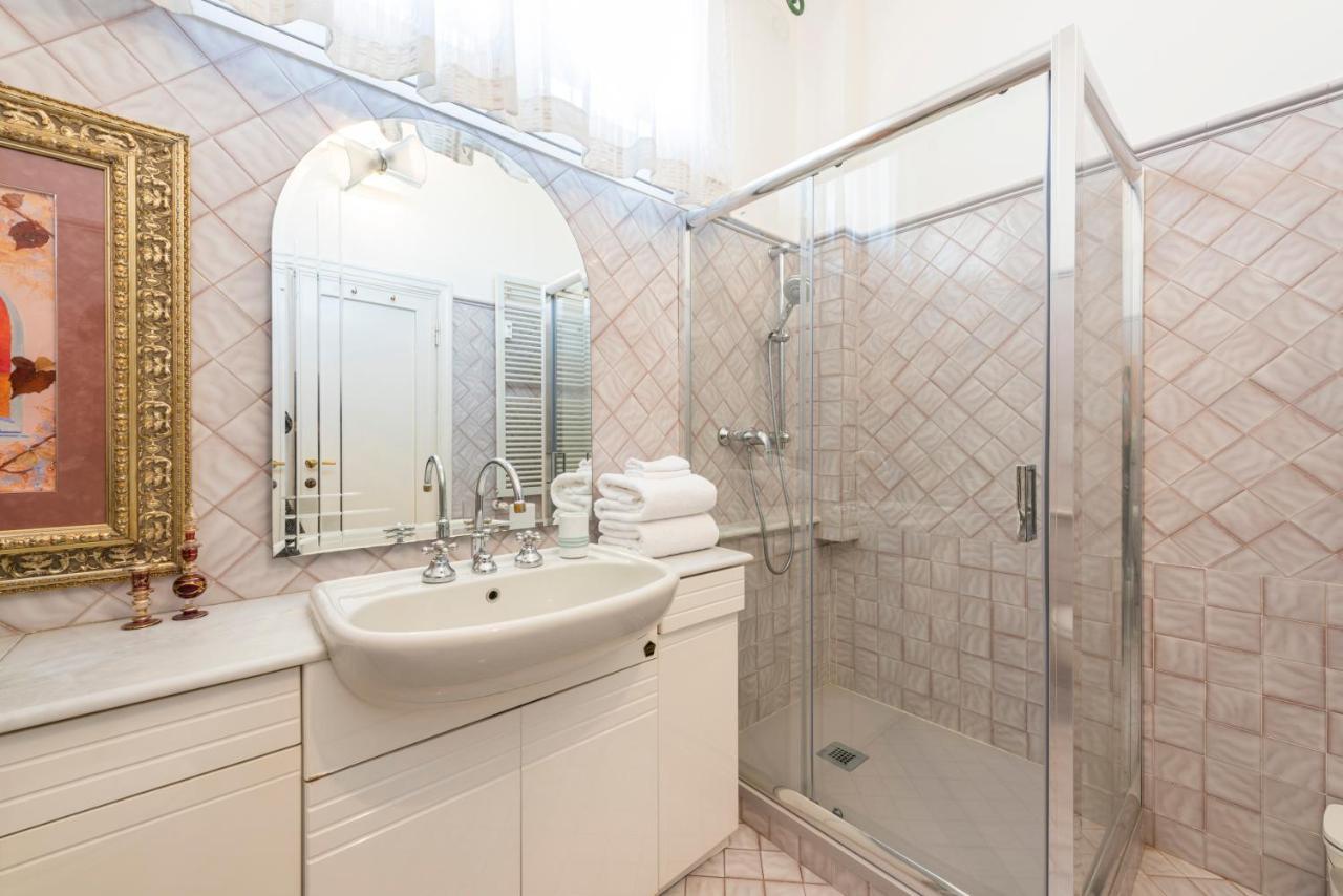 Exclusive Penthouse , Skyline View , With Parking Appartamento *