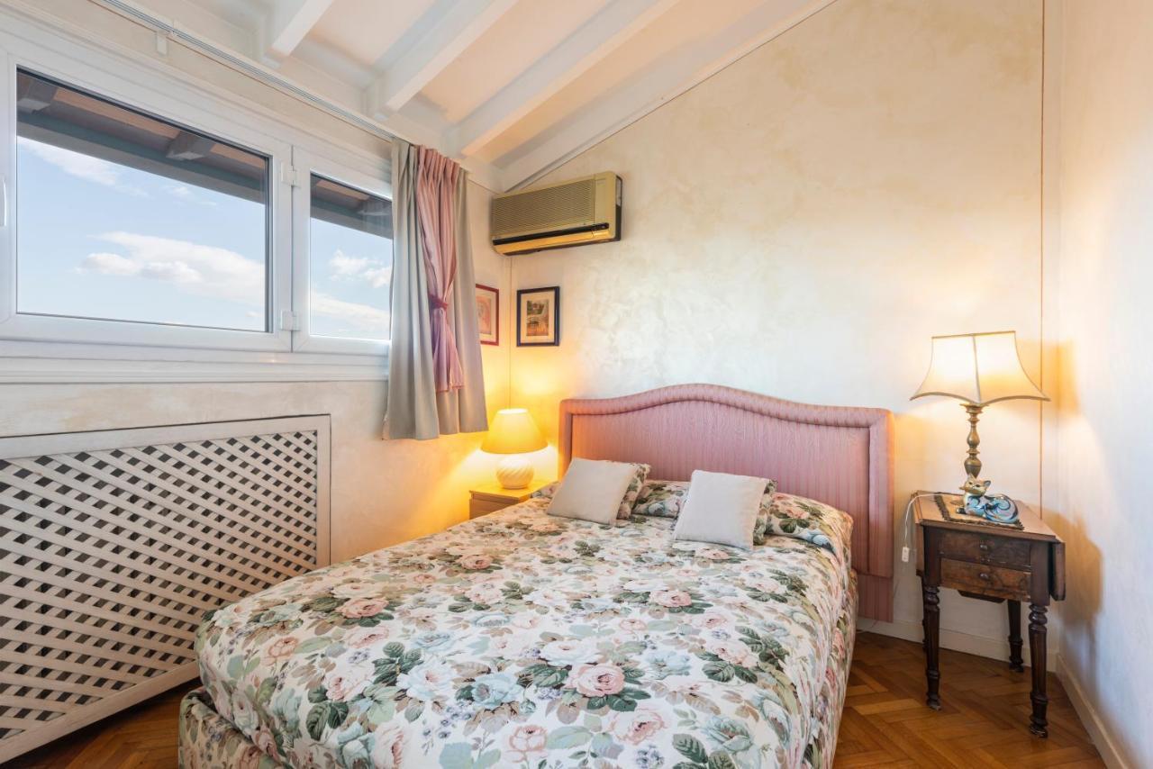 Exclusive Penthouse , Skyline View , With Parking * Firenze