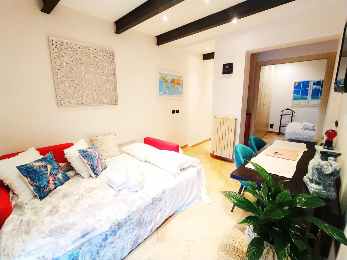 Nadia's Lovely - With Private Garden And Jacuzzi