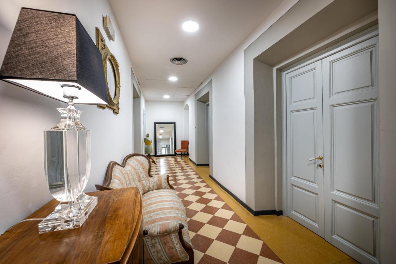 Appartamento Yid Five Luxury Suites Apt With Secret Garden