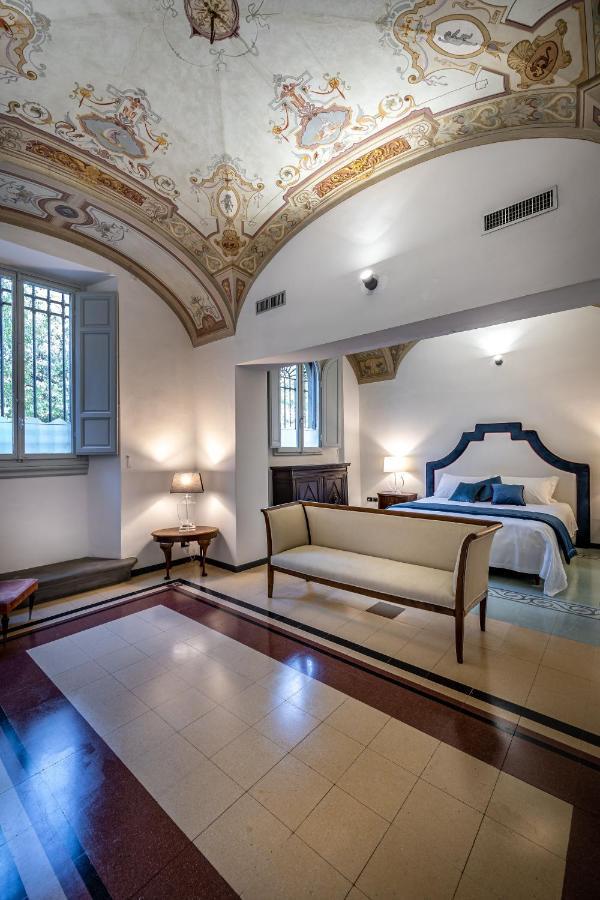 Appartamento Yid Five Luxury Suites Apt With Secret Garden