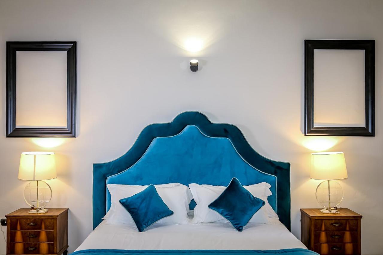 Yid Five Luxury Suites Apt With Secret Garden Appartamento