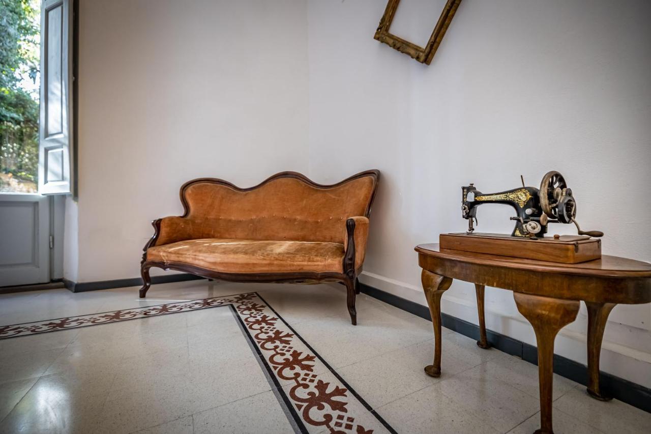 Yid Five Luxury Suites Apt With Secret Garden Appartamento *