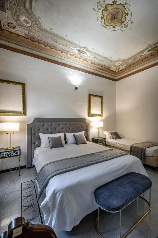 Yid Five Luxury Suites Apt With Secret Garden Firenze