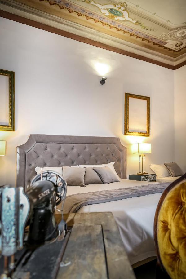 Yid Five Luxury Suites Apt With Secret Garden Appartamento *
