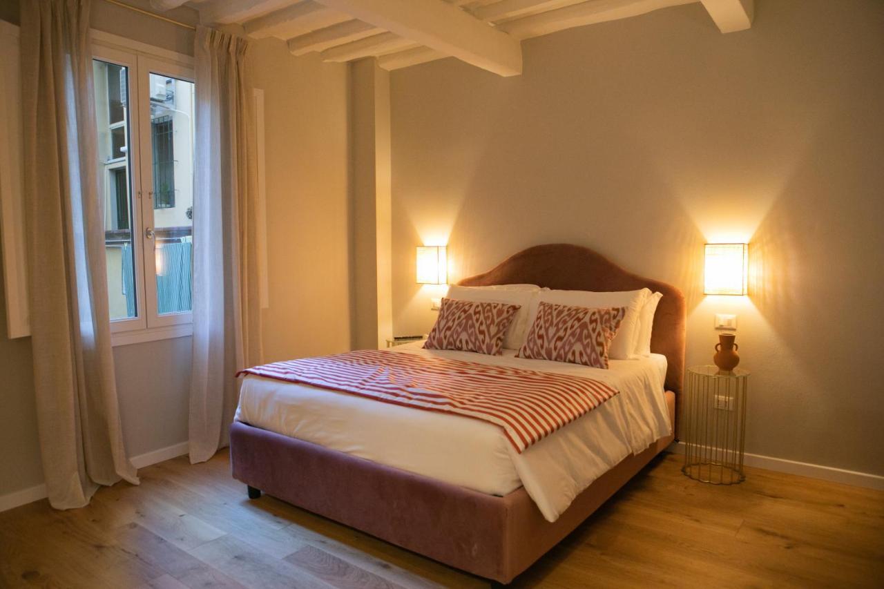 Bed & Breakfast Lunaria - Fyodor Dostoyevsky's House *