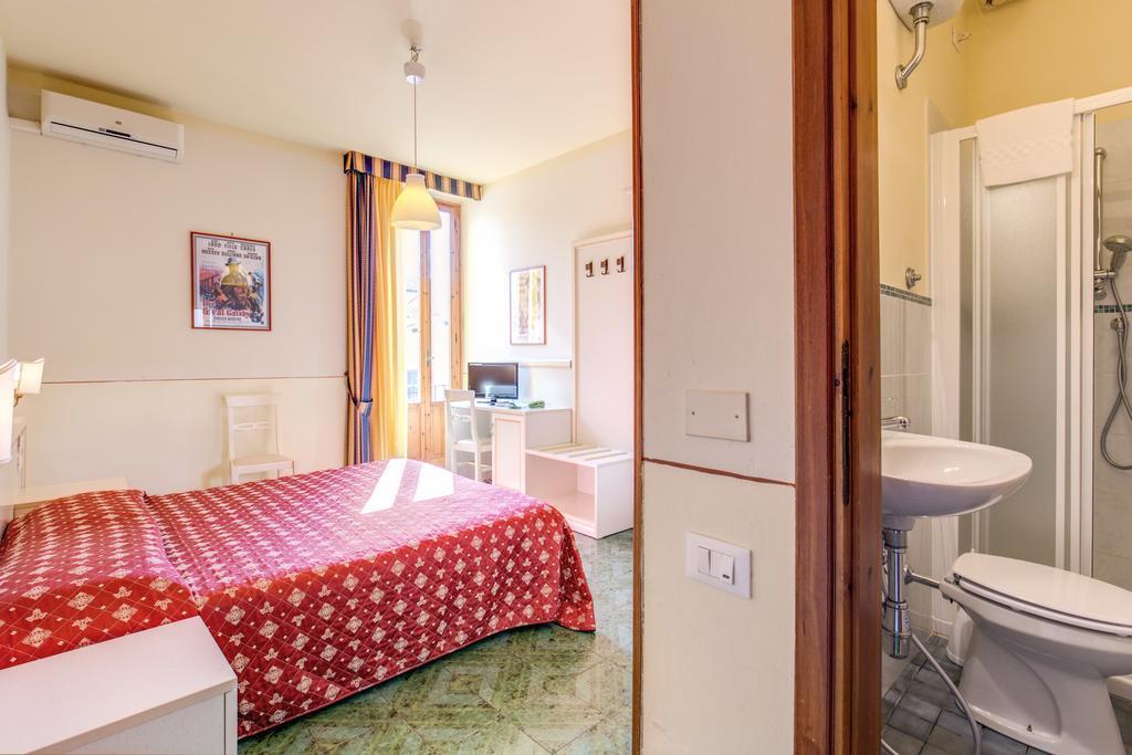 Hotel Marine 3*