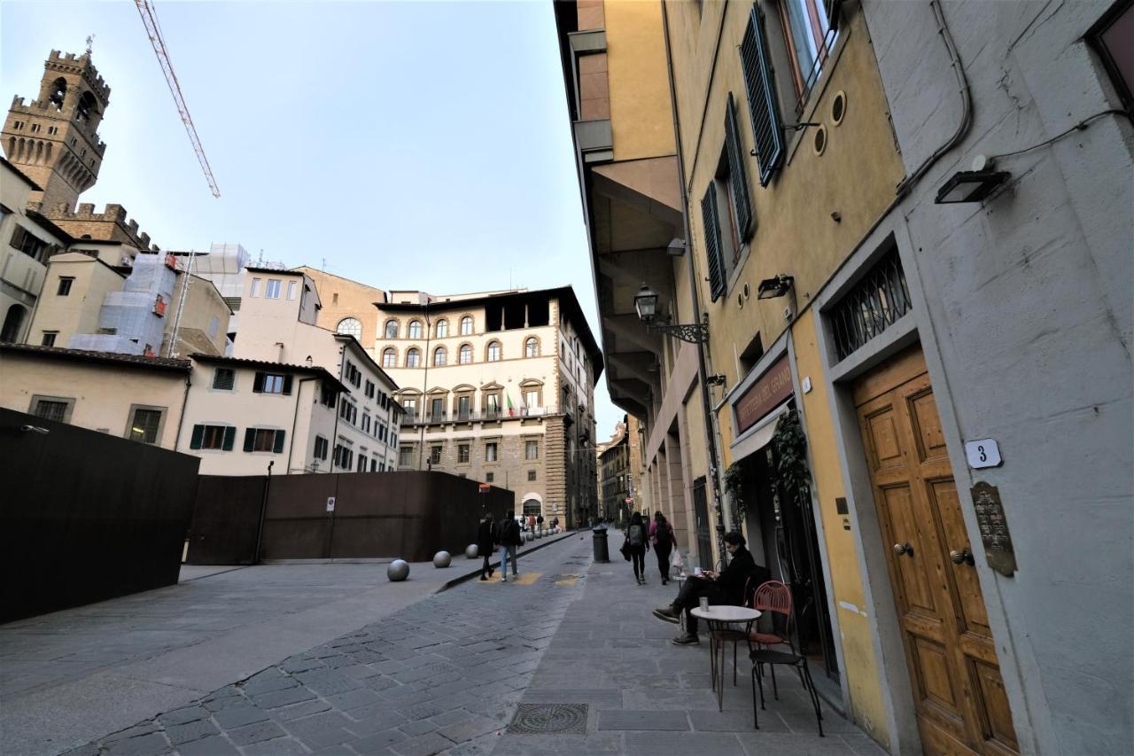 Wine Prugnolo Apartment Florence