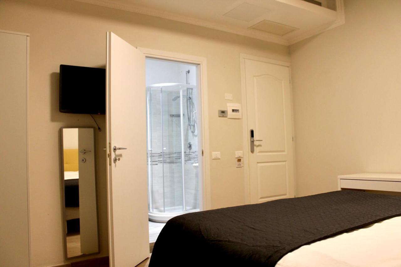 900 Toscana 2* Florence