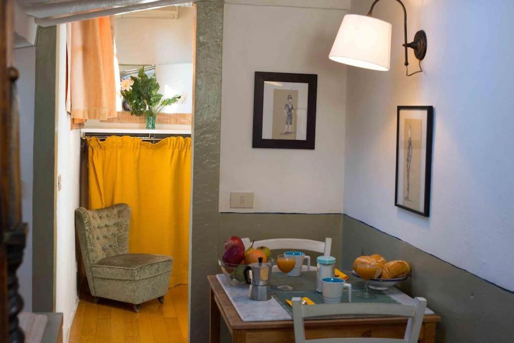 A Refuge With A Terrace Overlooking The Duomo Apartment