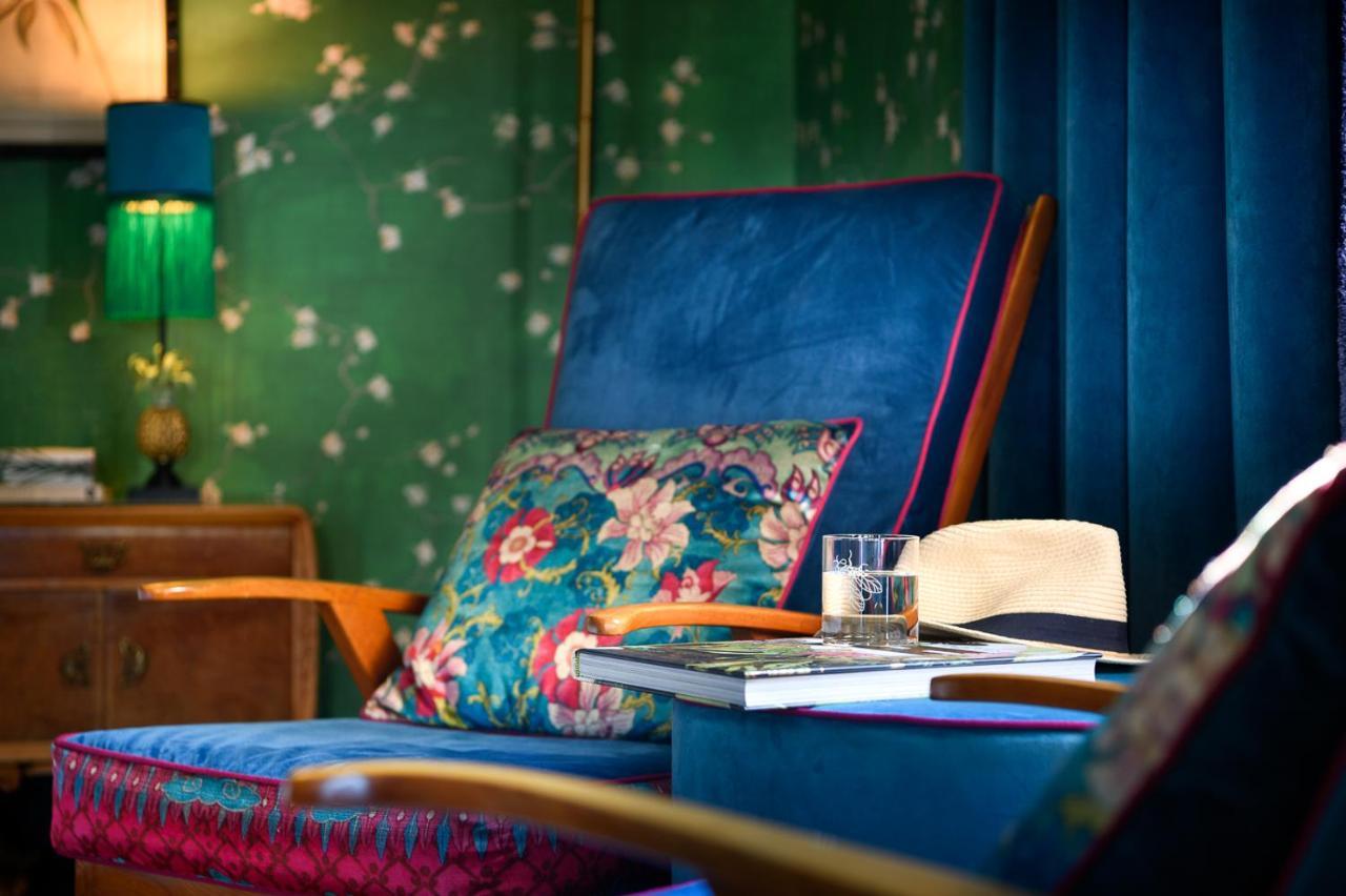Velona's Jungle Luxury 3* Florence