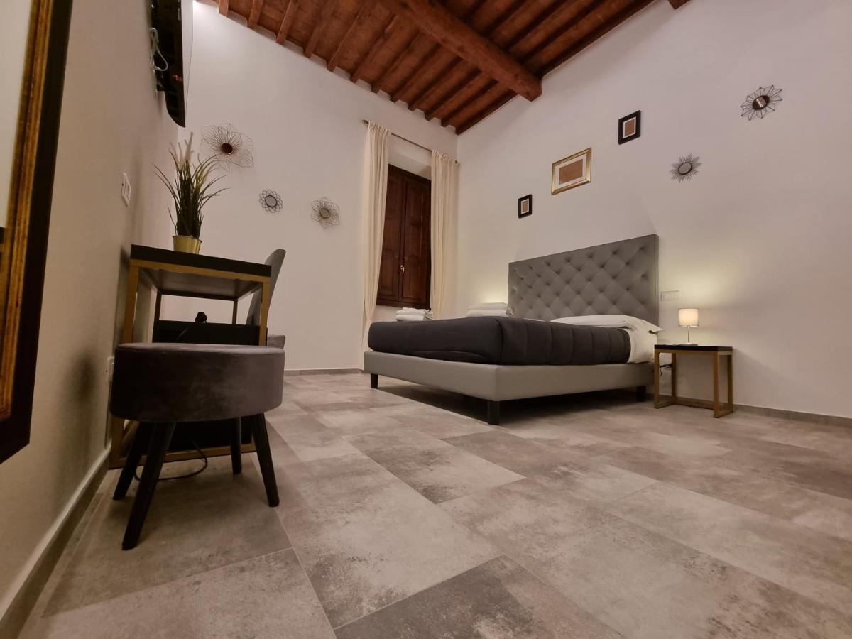 The Lux Florence
