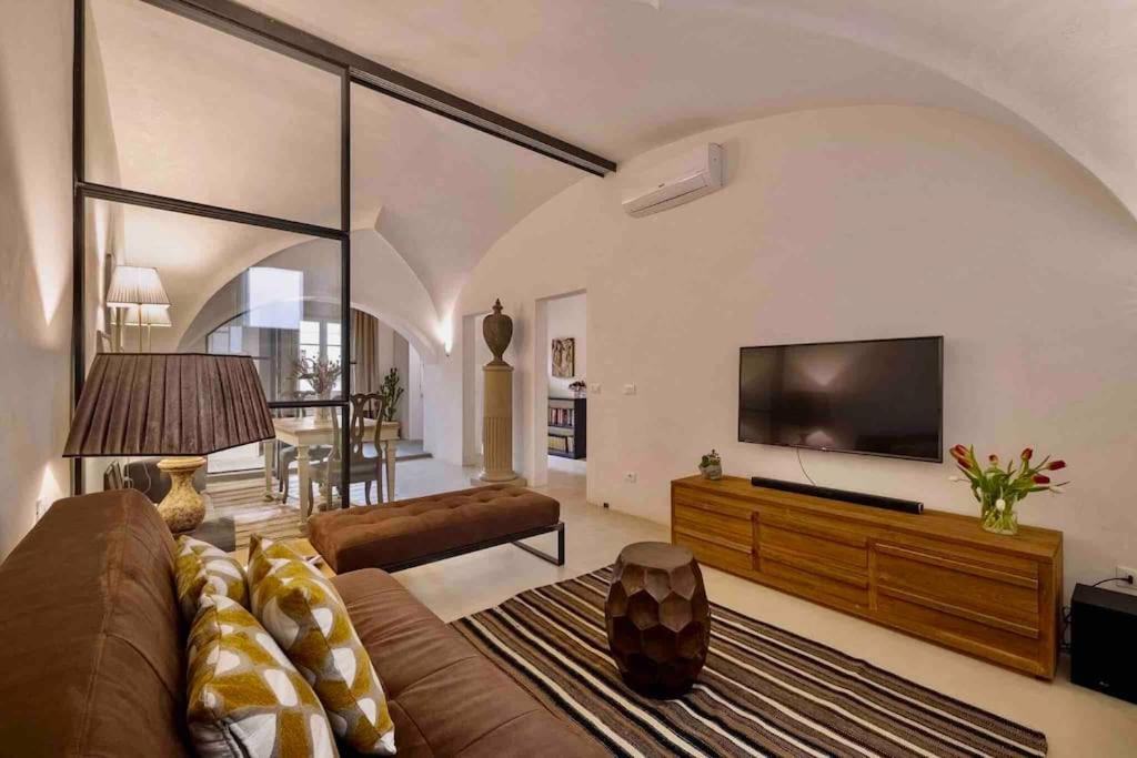 Apartment Neriluxurysuite