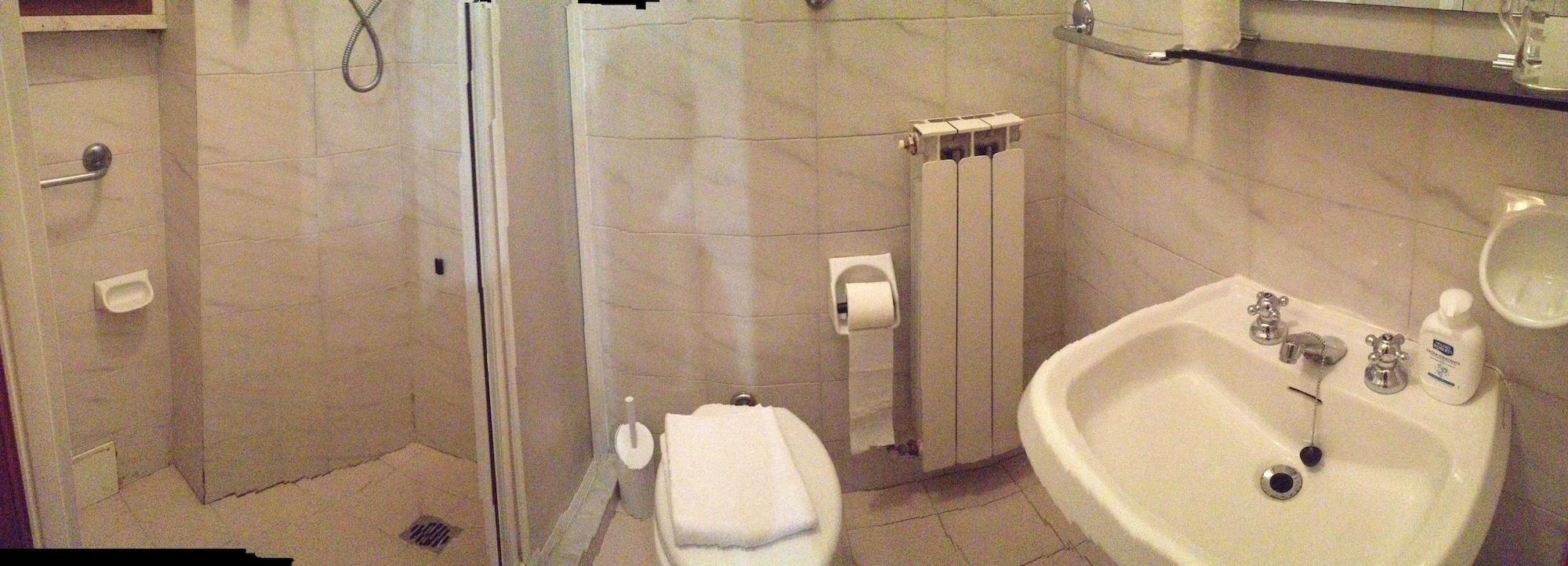 Sonia Hotel *