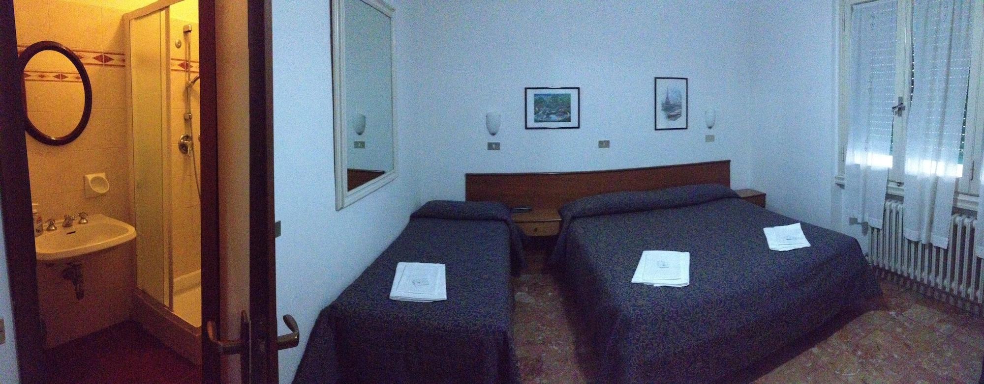 Sonia Hotel *