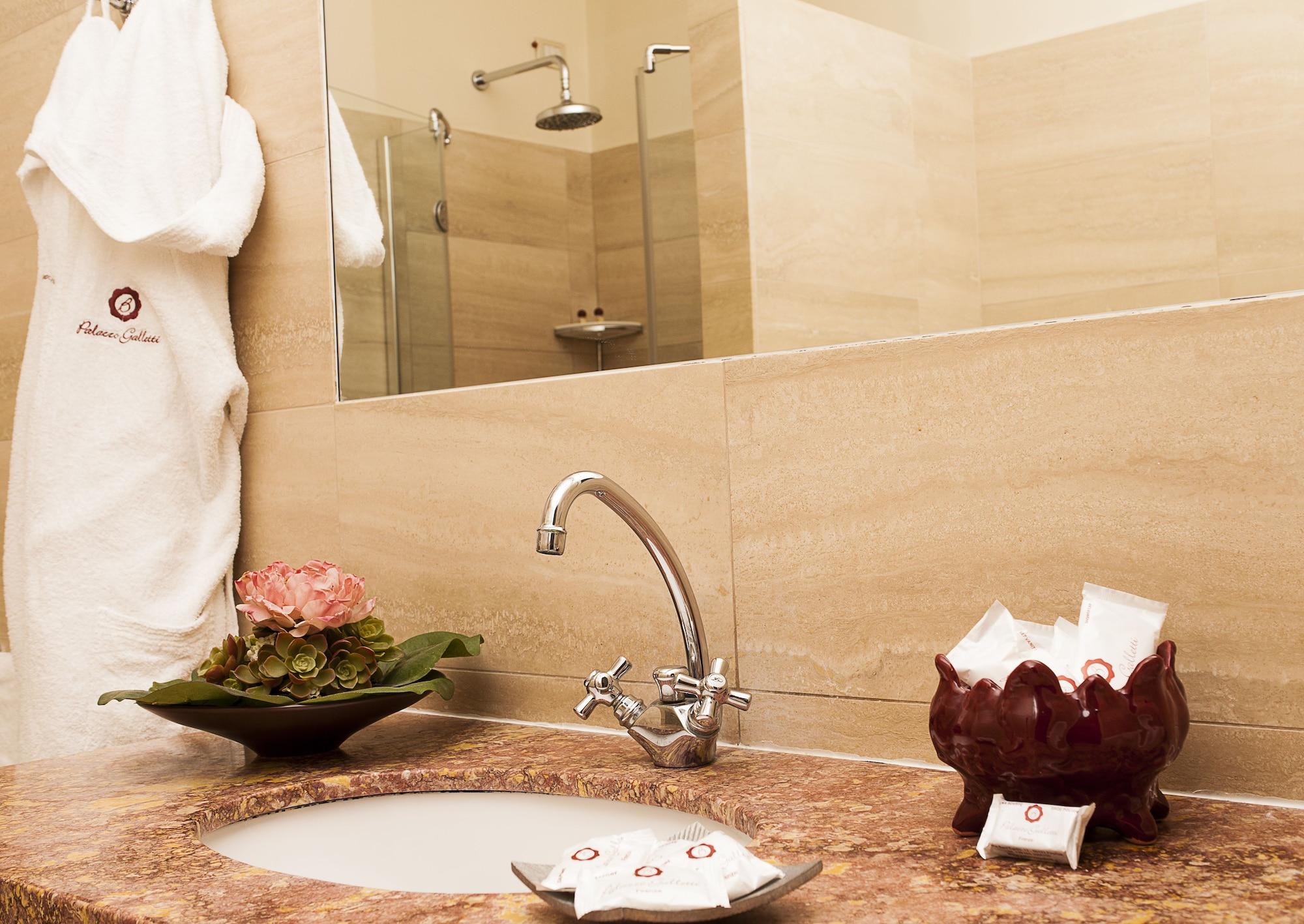 Residenza D'epoca Palazzo Galletti Bed & Breakfast 3*