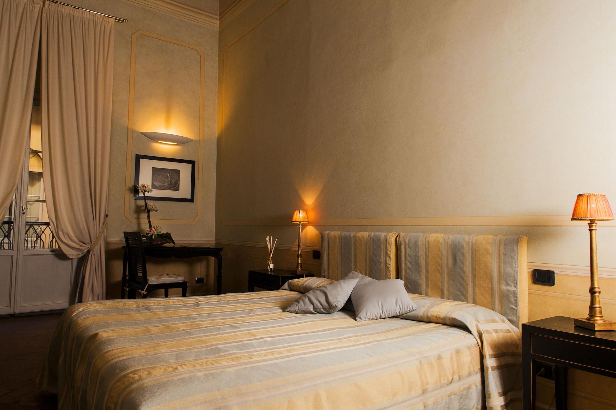 Residenza D'epoca Palazzo Galletti 3*