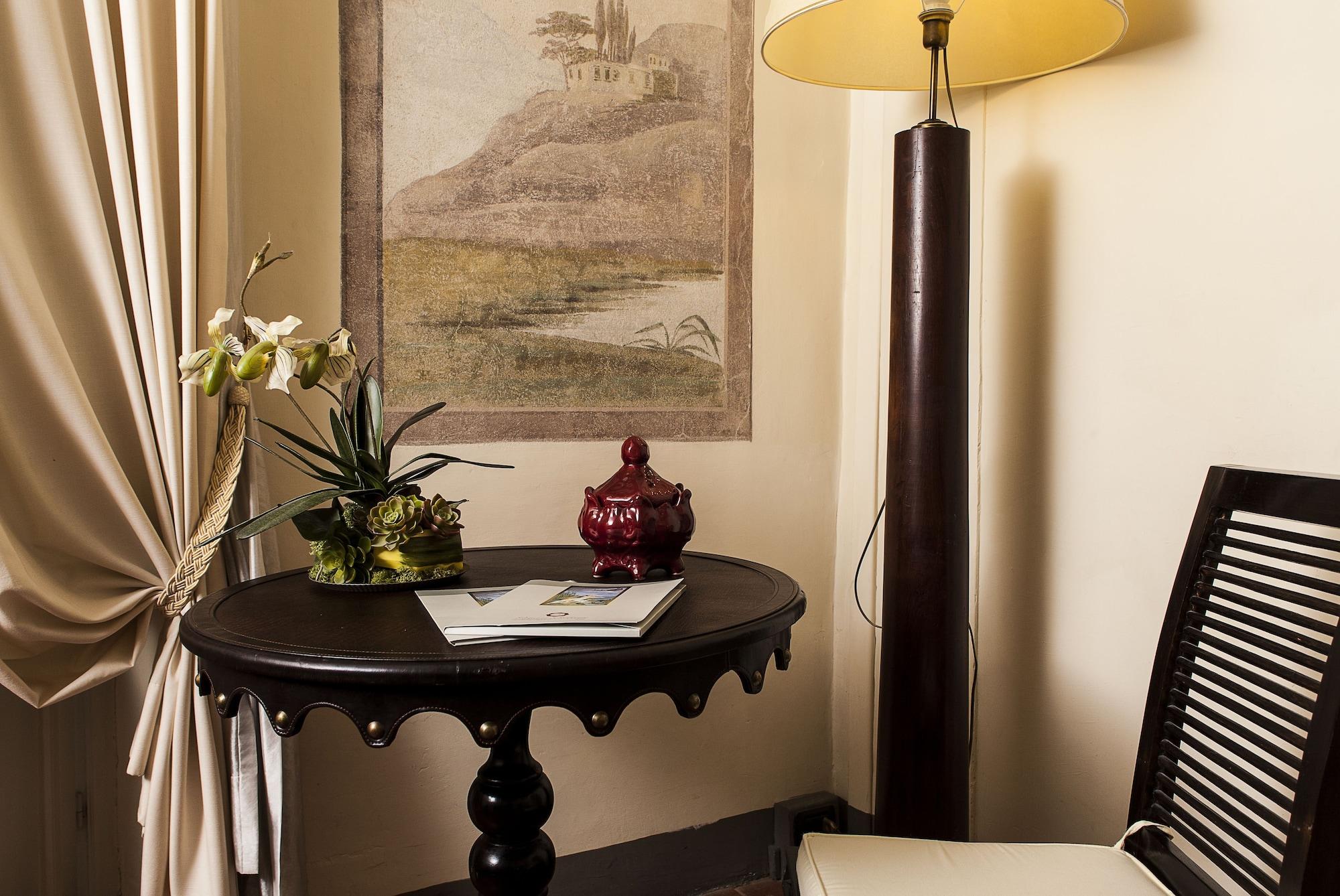 Residenza D'epoca Palazzo Galletti Bed & Breakfast 3*