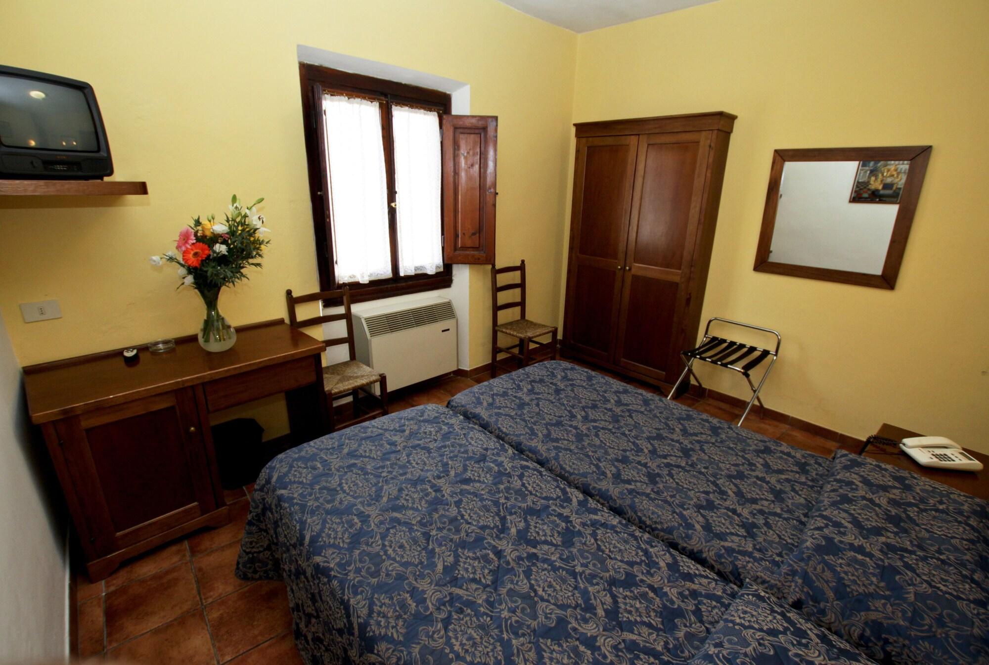 Nizza Hotel 3*