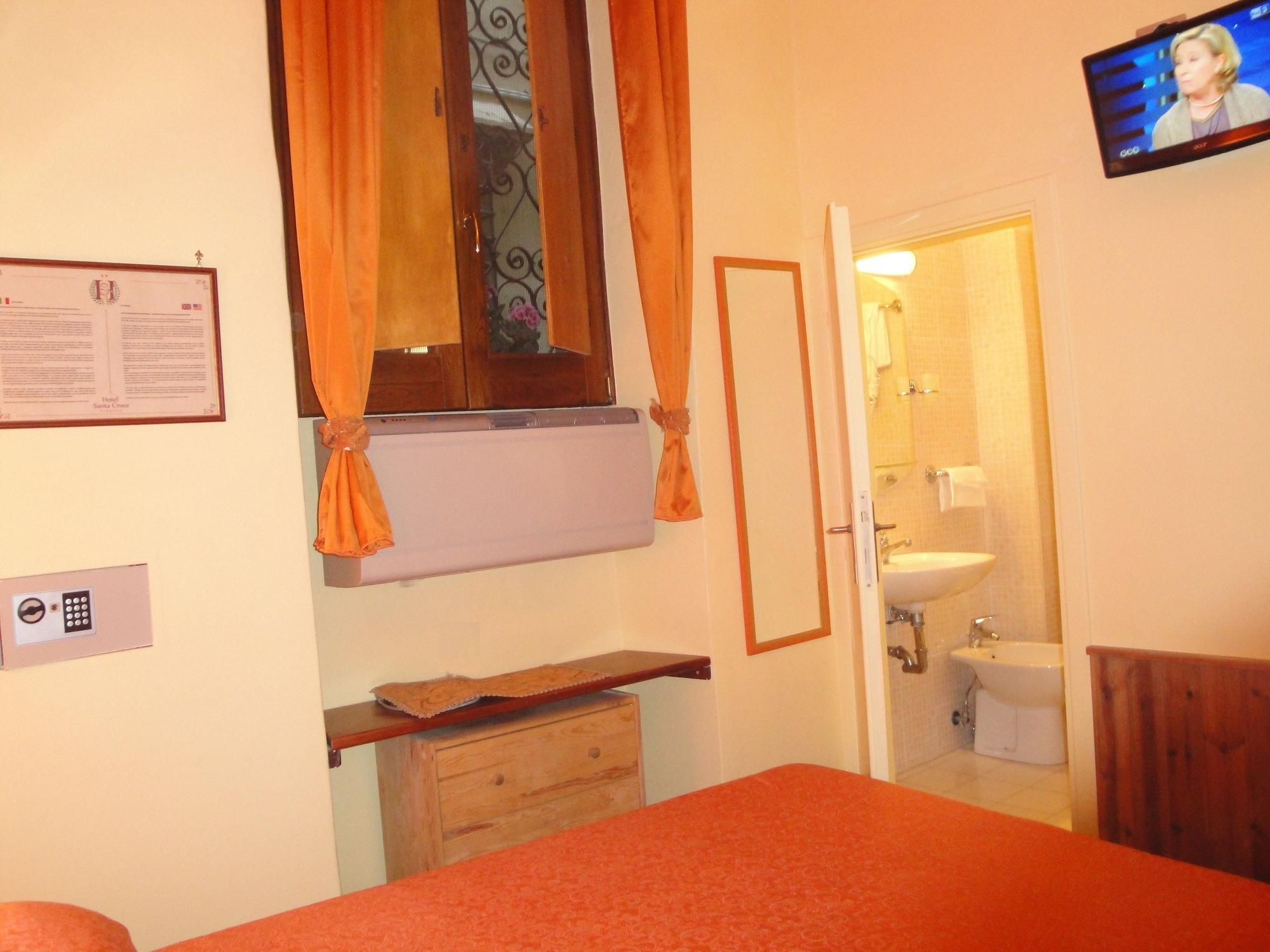 Hotel Santa Croce 2*