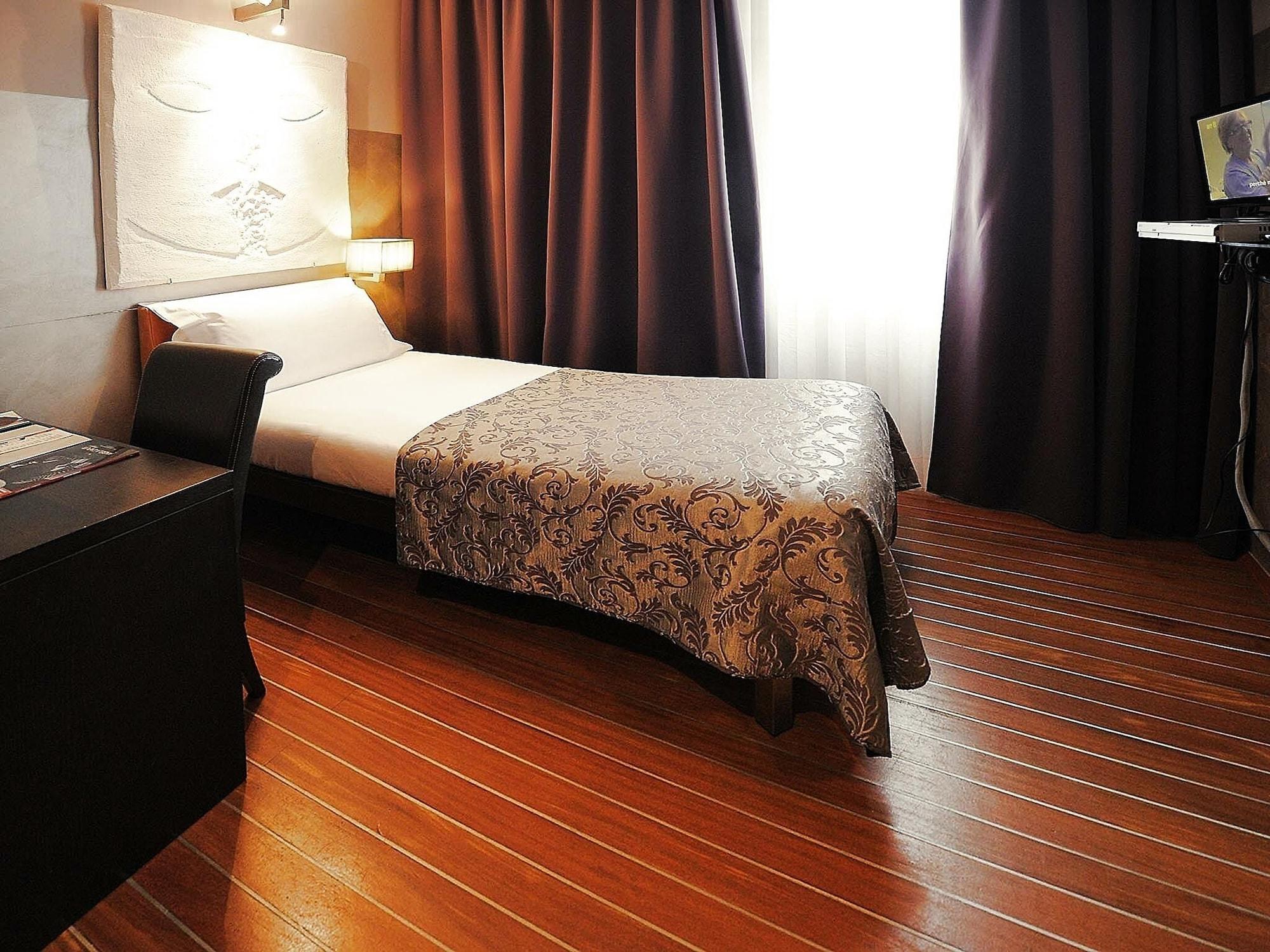 Hotel Borghese Palace Art 4*