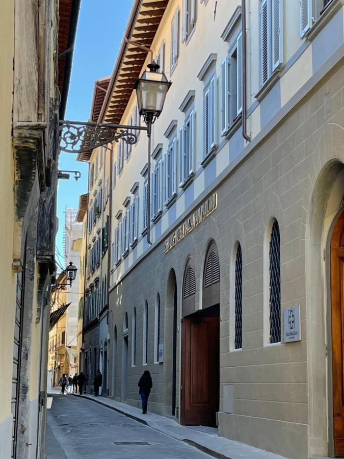 Novella * Florence