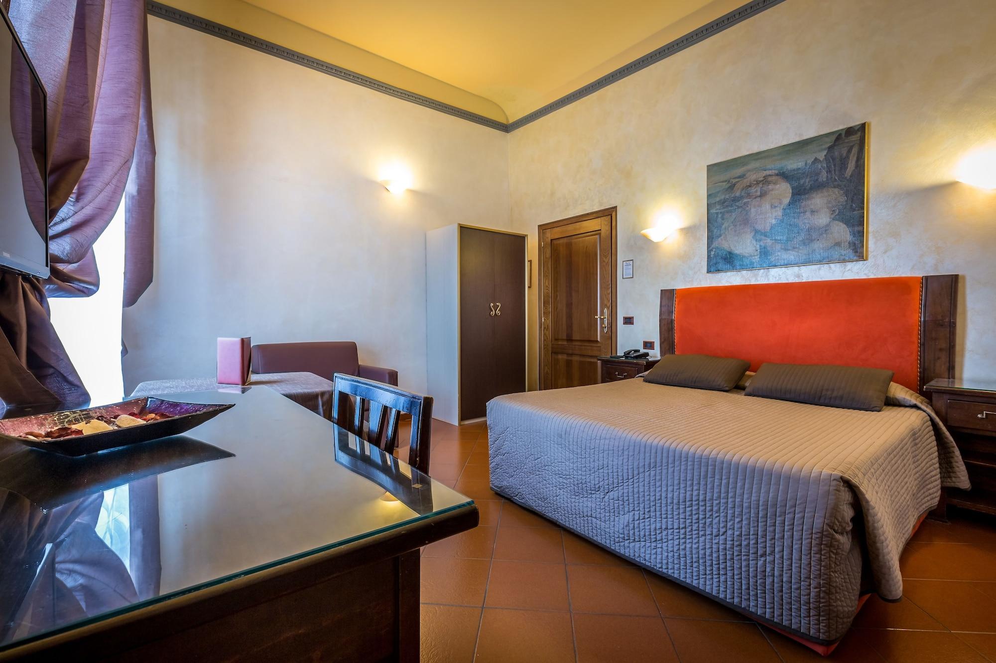 Delle Tele Hotel 3*