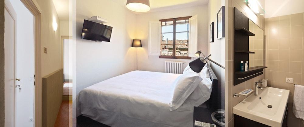 Toscanelli Residenza D'epoca Guest house Florence