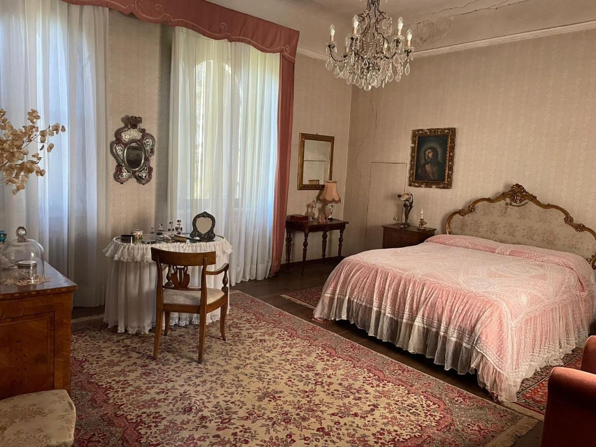 Appartamento Casa La Torre Un Castello Alle Porte Di *