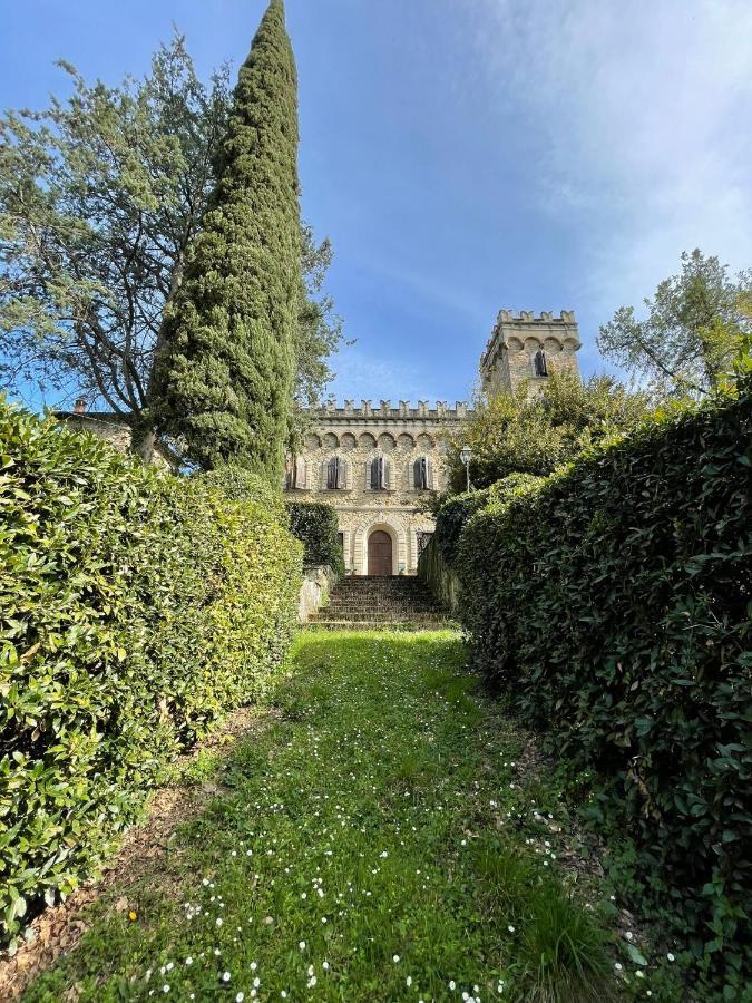 Appartamento Casa La Torre Un Castello Alle Porte Di *