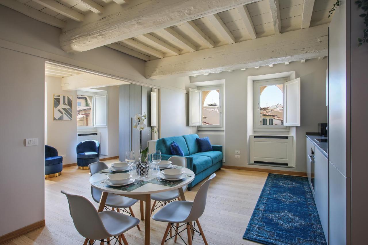 Luxury In - Hosted By Sweetstay Apartment
