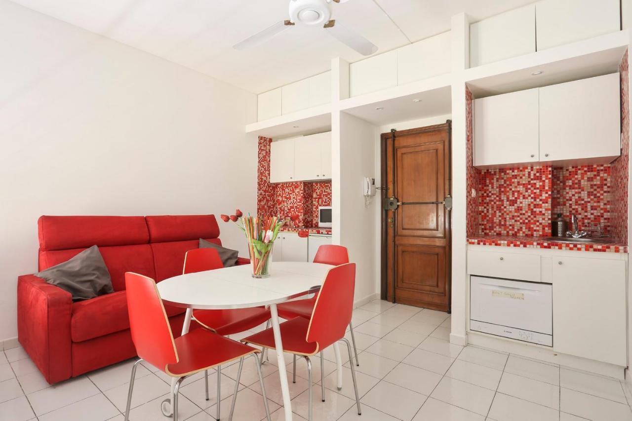 Little Gem Located Near Duomo-hosted By Sweetstay
