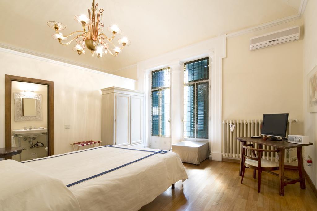 Rondinelli Bed & Breakfast