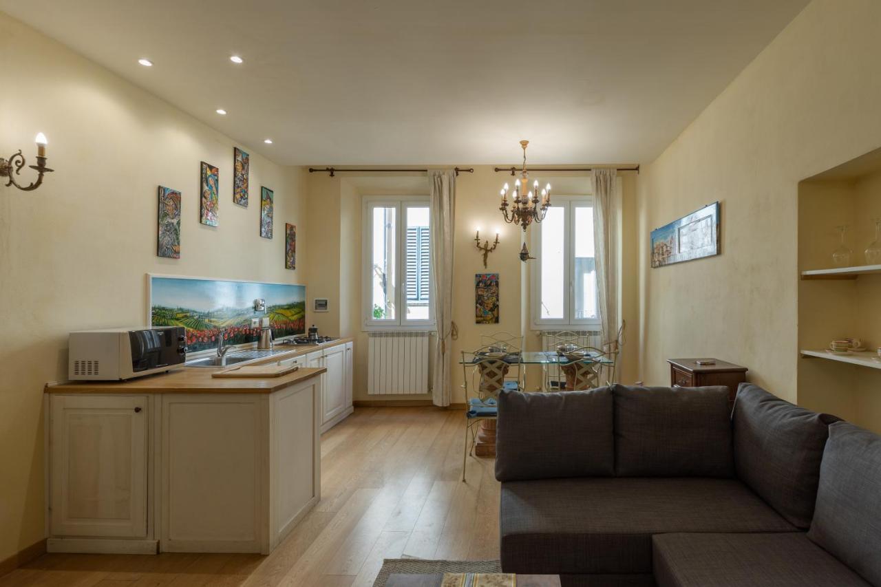 Pinocchio' S House In The Center Of Apartment *