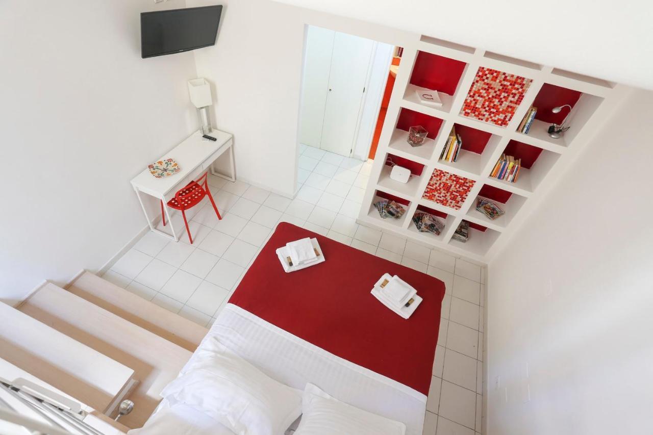 Little Gem Located Near Duomo-hosted By Sweetstay