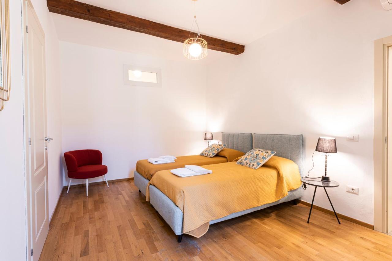 Santa Croce Palace By Mmega Appartamento