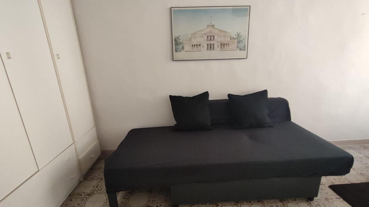 Apartment Tommyroom