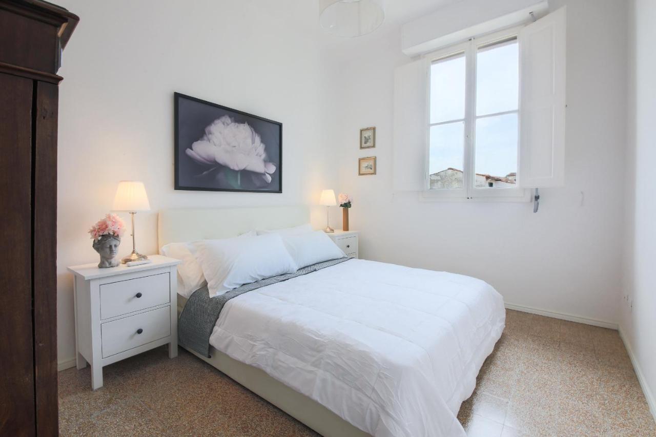- Florentine Skyline Apartment *