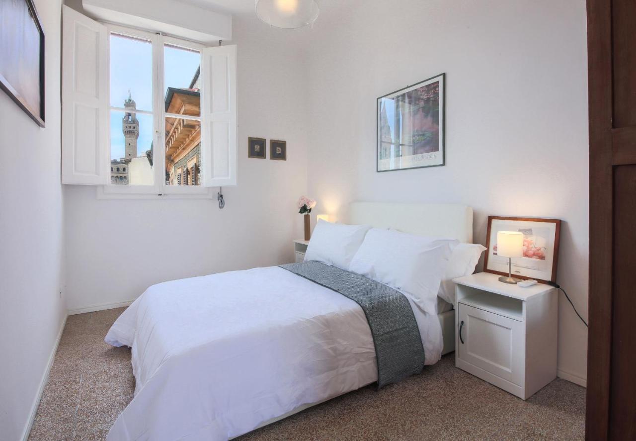 - Florentine Skyline Apartment