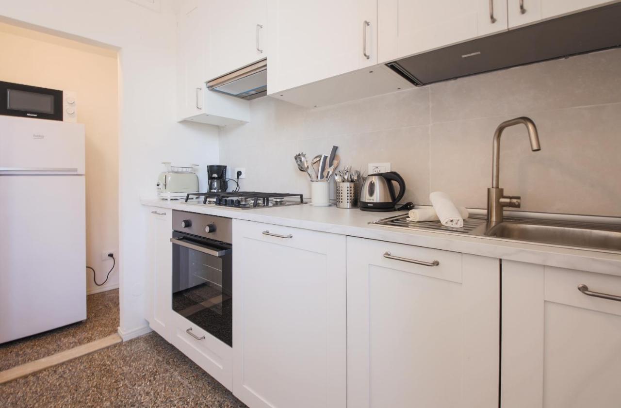 Apartment - Florentine Skyline