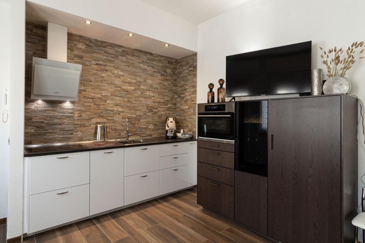 Central Apartment