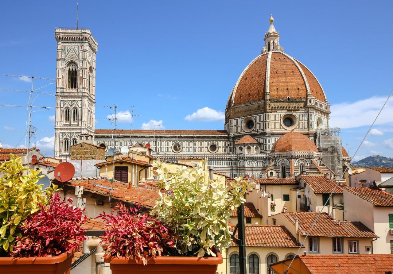 Apartment - Florentine Skyline *