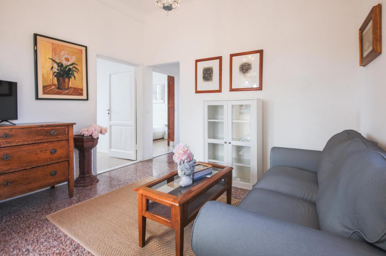 - Florentine Skyline Apartment Florence