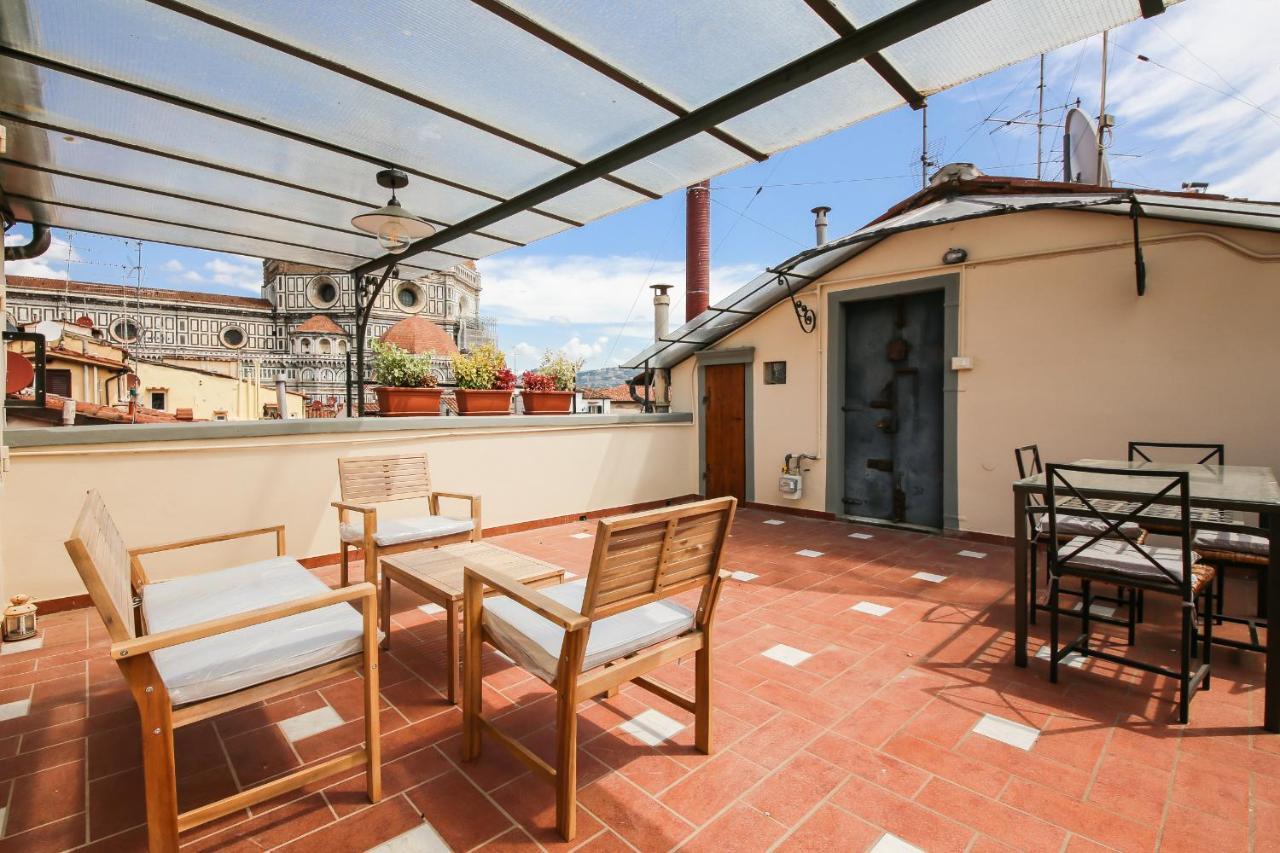 - Florentine Skyline Apartment *
