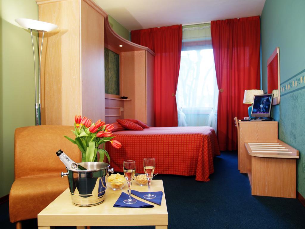 Meridiana Florence