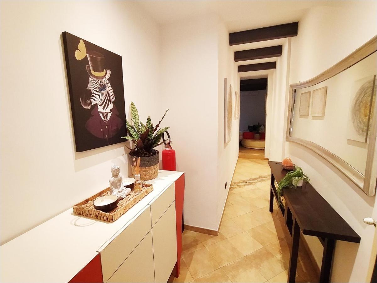 Nadia's Lovely - With Private Garden And Jacuzzi Appartamento Firenze