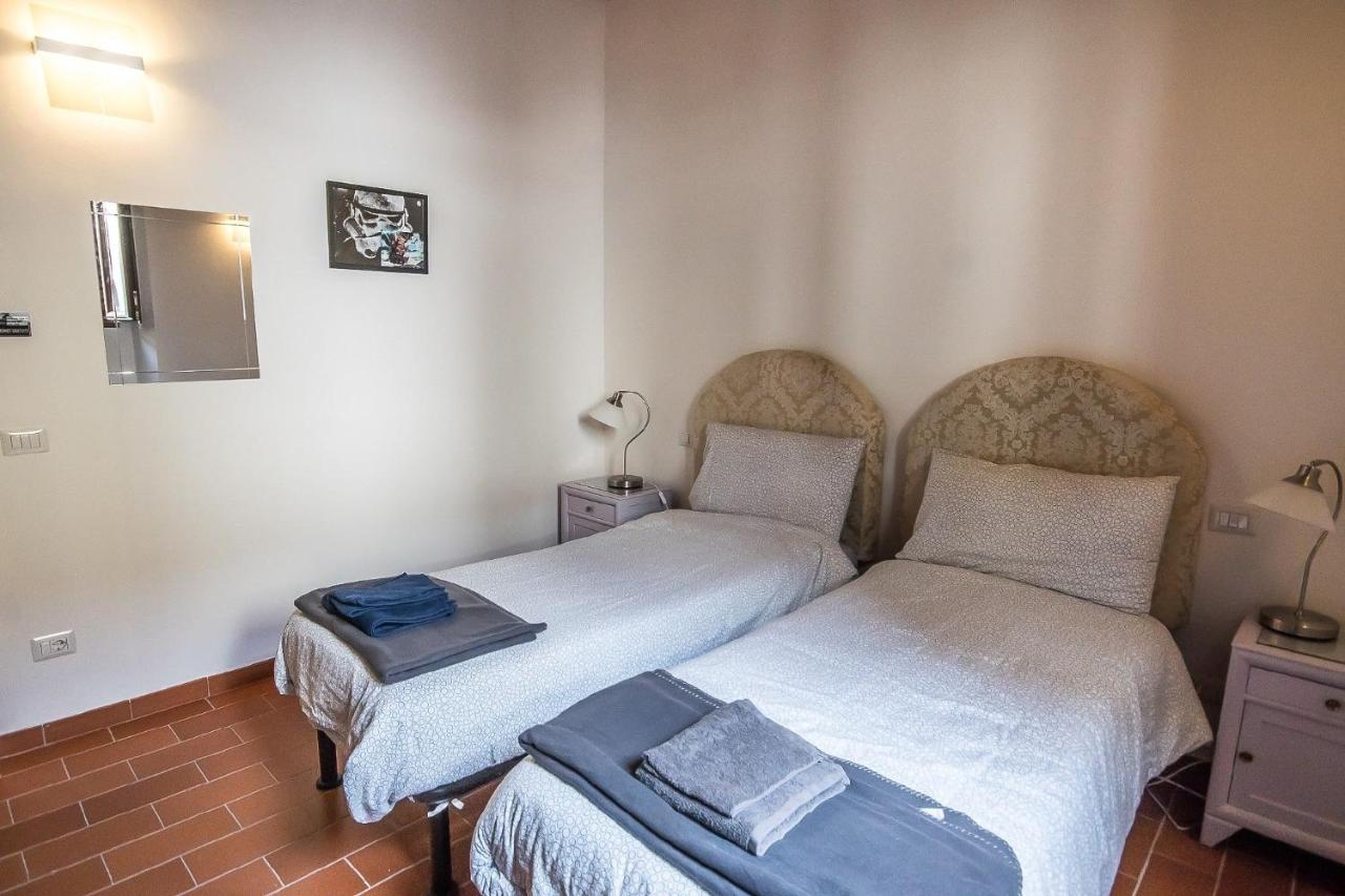 In An Close To The Train Station Homestay *